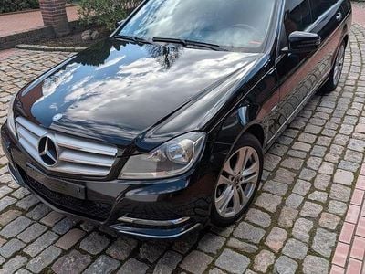 Gebraucht Mercedes C200 Avantgarde 136 PS (100 kW) 2011 Schwarz Kombi