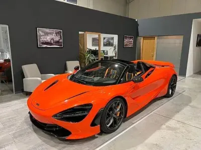 Gebraucht McLaren 720S 721 PS (530 kW) 2023 Orange Cabrio