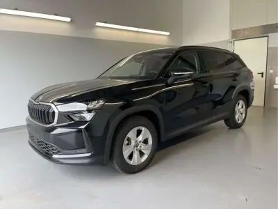 Neu Skoda Kodiaq Selection 204 PS (150 kW) 2026 [2t2t] black magic metallic SUV