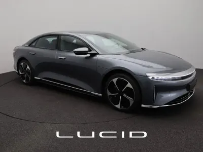 Gebraucht Lucid Air Pure 358 kW (487 PS) 2024 Blau Limousine