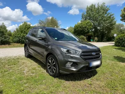 Gebraucht Ford Kuga ST-Line 179 PS (131 kW) 2018 Grau SUV