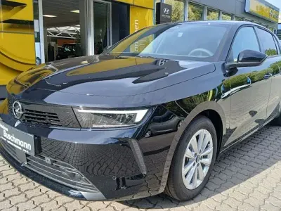 Gebraucht Opel Astra Edition 130 PS (95 kW) 2025 Schwarz Kleinwagen