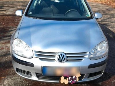 Gebraucht VW Golf V 101 PS (74 kW) 2006 Silber Kleinwagen