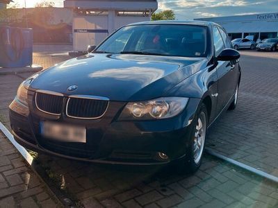 gebraucht BMW 320 E90 i