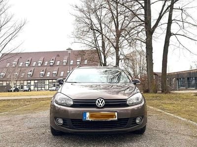 Gebraucht VW Golf VII Match 86 PS (63 kW) 2012 Braun Kombi