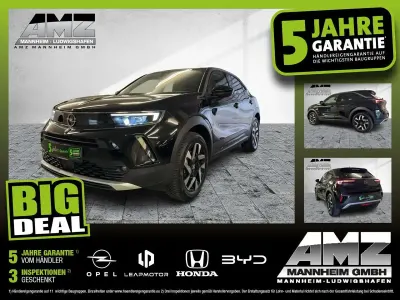 Gebraucht Opel Mokka-e Elegance 100 kW (136 PS) 2022 Diamant schwarz/karbon schwarz SUV
