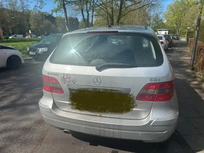 Gebraucht Mercedes B200 140 PS (102 kW) 2005 Grau Van / Kleinbus