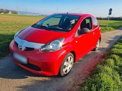 Usata Toyota Aygo 68 CV (50 kW) 2008 Rosso Utilitaria