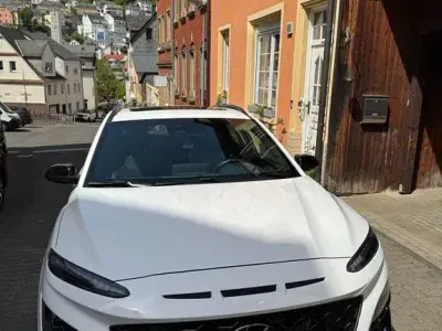 Gebraucht Hyundai Kona 280 PS (205 kW) 2023 Weiß SUV
