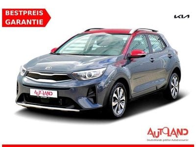 Perennialgrau (metallic) Gebraucht 2021 Kia Stonic Vision SUV | 17.950 € (Etwas zu teuer)