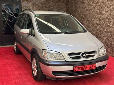 Silber Gebraucht 2004 Opel Zafira Njoy Van / Kleinbus | 1.990 € (Fairer Preis)