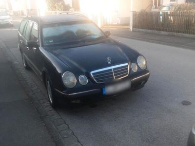 gebraucht Mercedes E200 Daimler