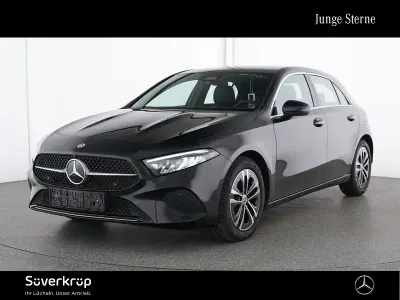 Gebraucht Mercedes A200 Progressive 150 PS (110 kW) 2025 Schwarz Limousine