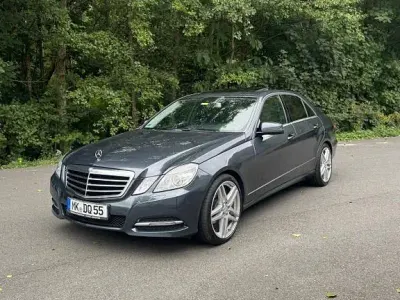 Brugt Mercedes E220 Avantgarde 170 HK (125 kW) 2013 Grå Sedan