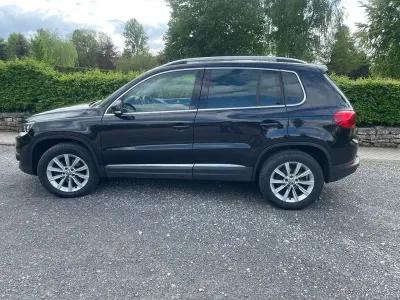 Gebraucht VW Tiguan Trendline 140 PS (102 kW) 2011 Schwarz SUV