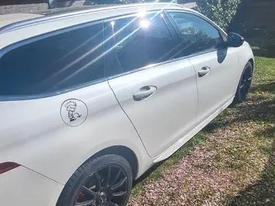 Gebraucht Peugeot 308 GT-line 150 PS (110 kW) 2017 Weiß Limousine