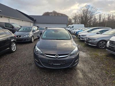 Gebraucht Opel Astra Selection 110 PS (80 kW) 2015 Grau Kombi