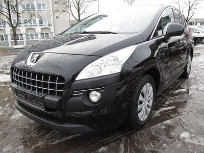 Gebraucht Peugeot 3008 Active 120 PS (88 kW) 2012 Schwarz Limousine