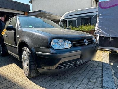 Gebraucht VW Golf IV 75 PS (55 kW) 2003 Schwarz Kleinwagen