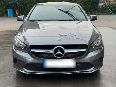 Gebraucht Mercedes CLA180 136 PS (100 kW) 2017 Grau Limousine