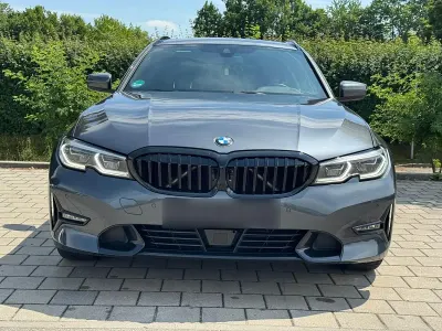 Gebraucht BMW 320 Sport Line 190 PS (139 kW) 2022 Grau Kombi