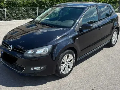 Gebraucht VW Polo Life 90 PS (66 kW) 2013 Schwarz Kleinwagen
