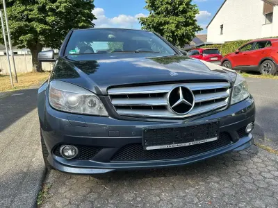 Gebraucht Mercedes C350 292 PS (214 kW) 2010 Tenoritgrau  metalliclack Limousine