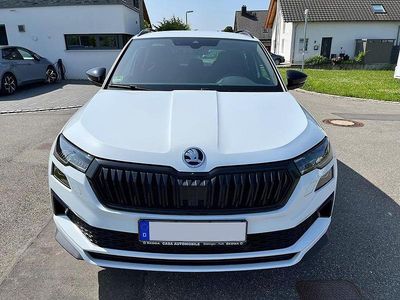 Gebraucht Skoda Karoq SportLine 190 PS (139 kW) 2022 Weiß SUV
