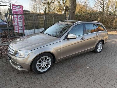 Gebraucht Mercedes C220 Avantgarde 170 PS (125 kW) 2008 Sanidinbeige  metalliclack Kombi