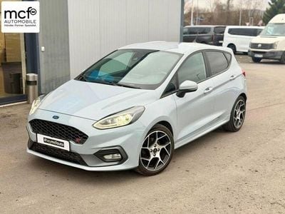 Weiß Gebraucht 2021 Ford Fiesta ST Limousine | 16.444 € (Fairer Preis)