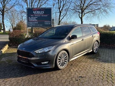 Grau Gebraucht 2018 Ford Focus ST-Line Limousine | 6.450 € (Etwas zu teuer)