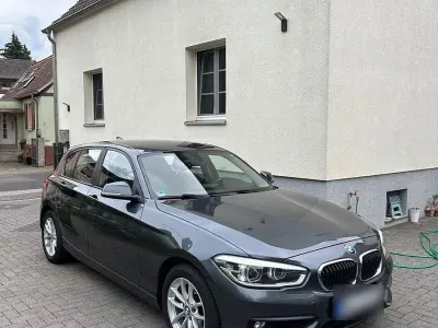 Gebraucht BMW 116 Sport Line 116 PS (85 kW) 2015 Grau Kleinwagen