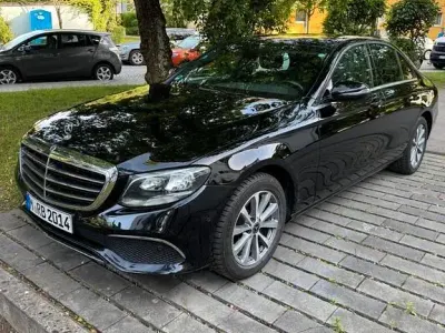 Gebraucht Mercedes E200 150 PS (110 kW) 2019 Schwarz Limousine