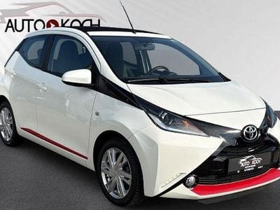 Gebraucht Toyota Aygo X-wave 69 PS (50 kW) 2015 Weiß Kleinwagen