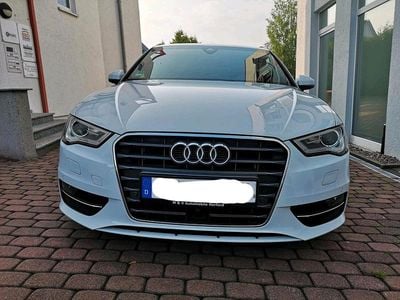 Weiß Gebraucht 2015 Audi A3 S-Line Limousine | 14.699 € (Fairer Preis)