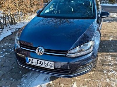 Blau Gebraucht 2016 VW Golf VII Highline Kombi | 10.800 € (Fairer Preis)