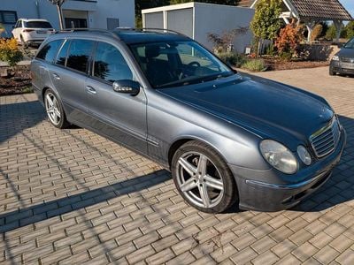Mercedes E280