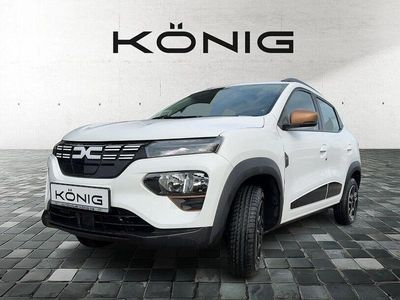 Begagnad Dacia Spring Extreme 47 kW (65 HK) 2023 Vit Halvkombi
