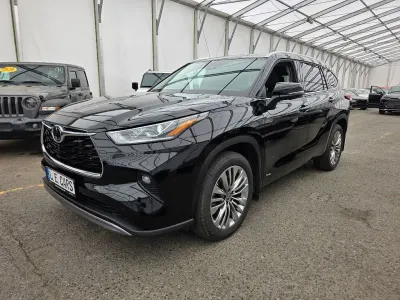 Neu Toyota Highlander Platinum 243 PS (178 kW) 2026 Schwarz SUV