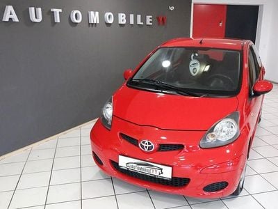 Gebraucht Toyota Aygo Cool 68 PS (50 kW) 2010 Rot Kleinwagen