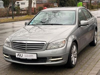 Gebraucht Mercedes C180 156 PS (114 kW) 2010 Silber Limousine