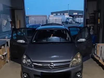 Gebraucht Opel Astra OPC 140 PS (102 kW) 2006 Grau Limousine