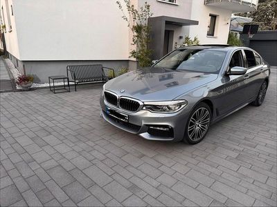 Gebraucht BMW 530 M Sport 265 PS (194 kW) 2017 Blau Limousine