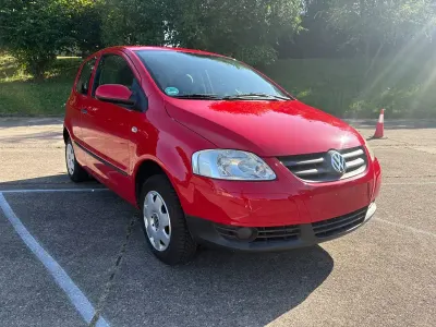 Gebraucht VW Fox 54 PS (39 kW) 2007 Rot Kleinwagen