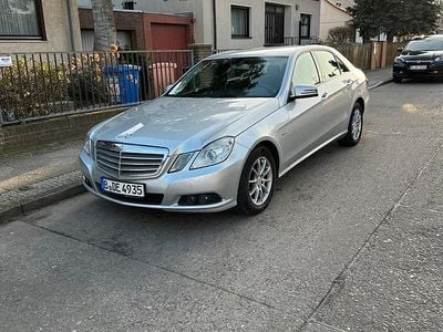 Mercedes E220
