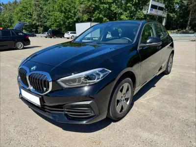 Gebraucht BMW 118 136 PS (100 kW) 2021 Schwarz Kleinwagen