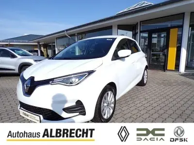 Gebraucht Renault Zoe Experience 50 kW (69 PS) 2021 Gletscherweiss Kleinwagen