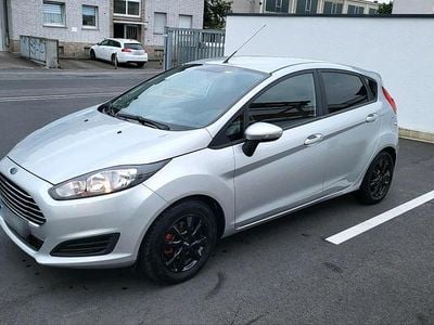 Gebraucht Ford Fiesta 2014 Grau Kleinwagen