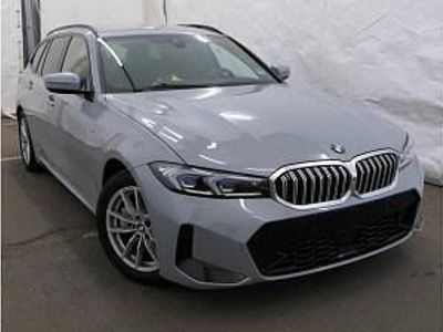 Gebraucht BMW 330 M Sport 245 PS (180 kW) 2025 Grau (brooklyn grau) Kombi