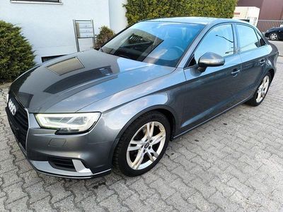 Gebraucht Audi A3 Sport 116 PS (85 kW) 2017 Grau Limousine